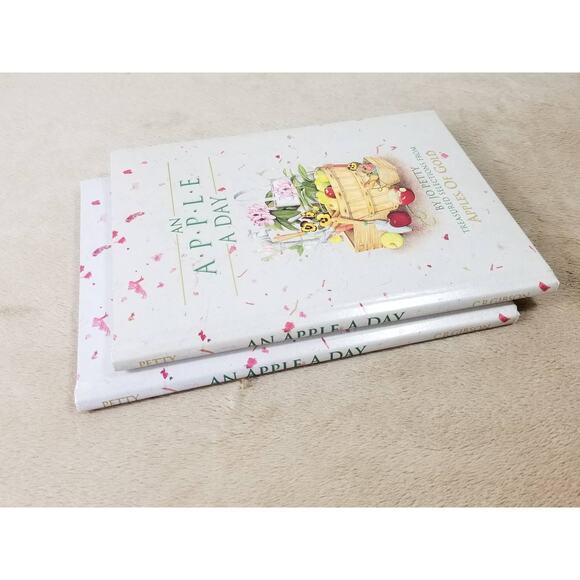 An Apple A Day Jo Petty Books Apples Of Gold Hardcover Printed USA Edition 1997 - Picture 5 of 10